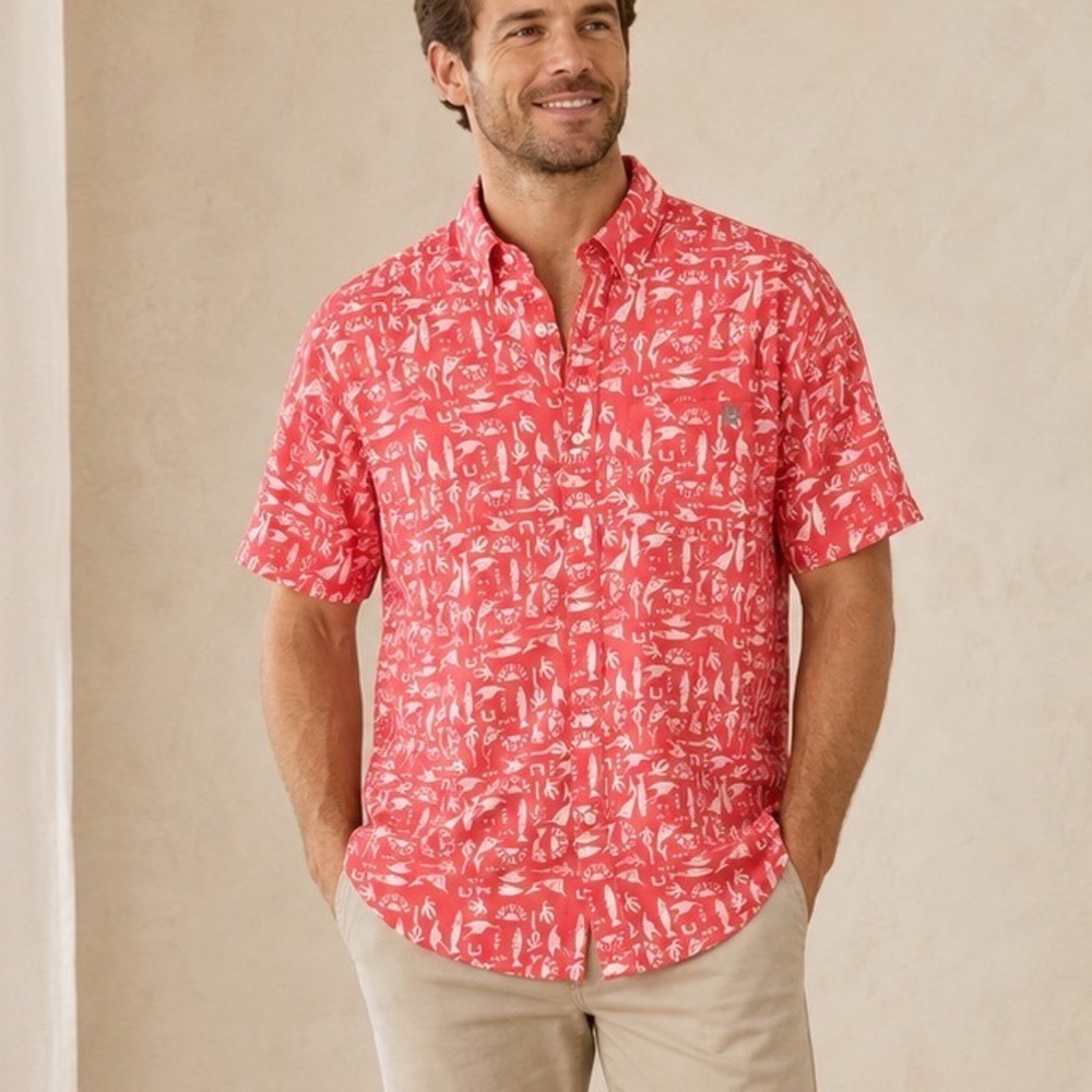 Huk Fishing Mens Medium Coral Red Nautical Fish Print Short Sleeve Button Shirt